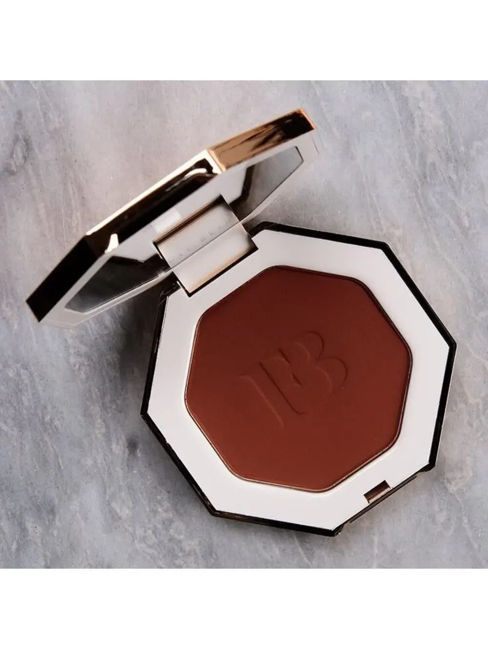 fenty sun stalk'r  bronzer mocha miami